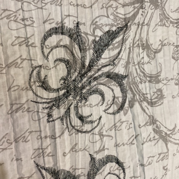 POP ICon Clothing Embroidered Posh Cotton Button Up- S - Picture 6 of 6